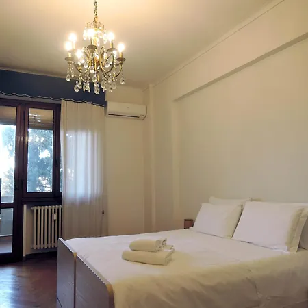 Spacious And Very Bright With View *