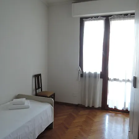 Spacious And Very Bright With View * Florence