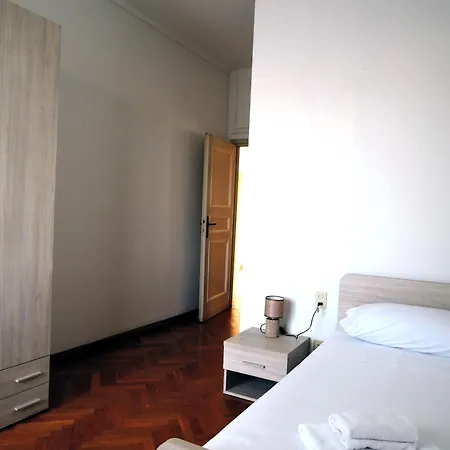 Spacious And Very Bright With View Appartement *