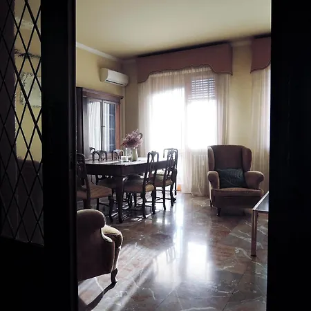 Spacious And Very Bright With View Firenze